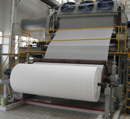 NUOVI rotoli di mulino della carta igienica del tessuto della piccola scala che fanno macchina in Cina